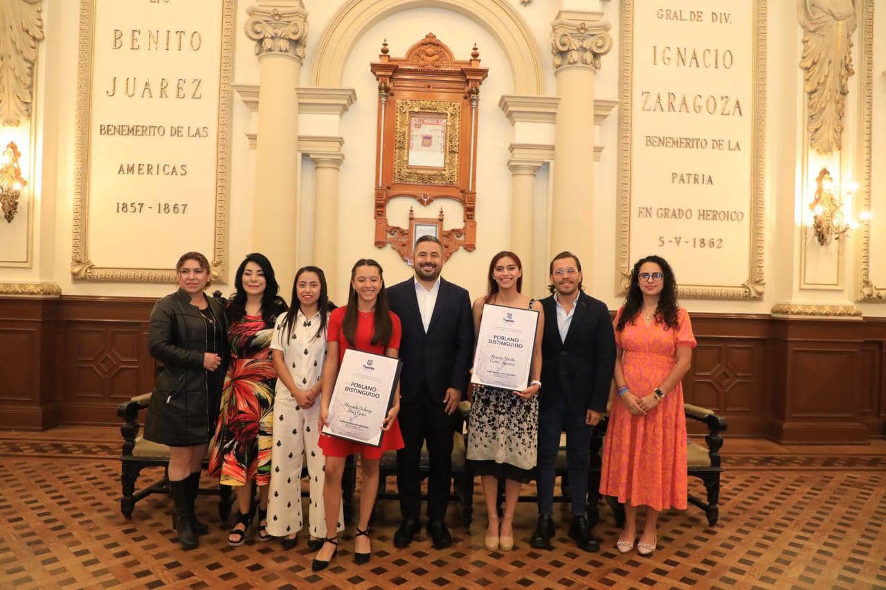 Ayuntamiento de Puebla reconoce a Yuriko Cortés y Miranda Solange como “Poblanas Distinguidas” 