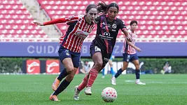 Puebla Femenil saca puntazo en el Akron