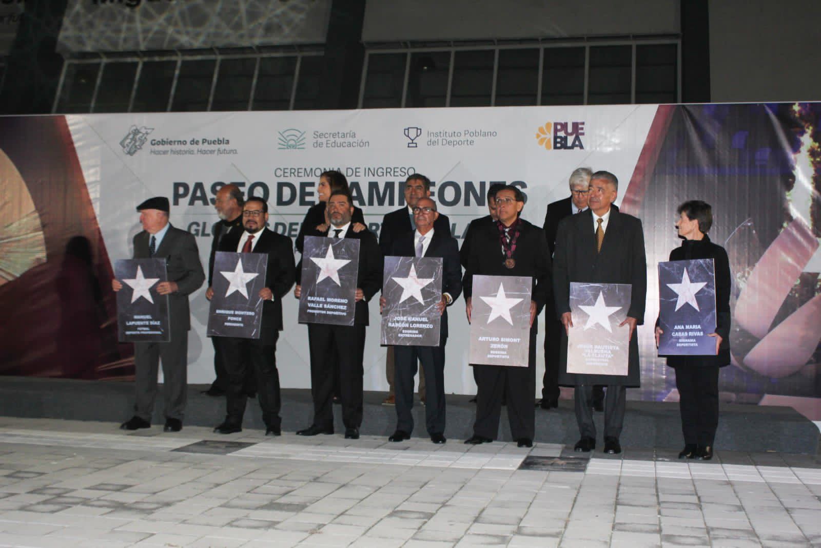 “Paseo de Campeones 2022" reconoce a leyendas del deporte poblano