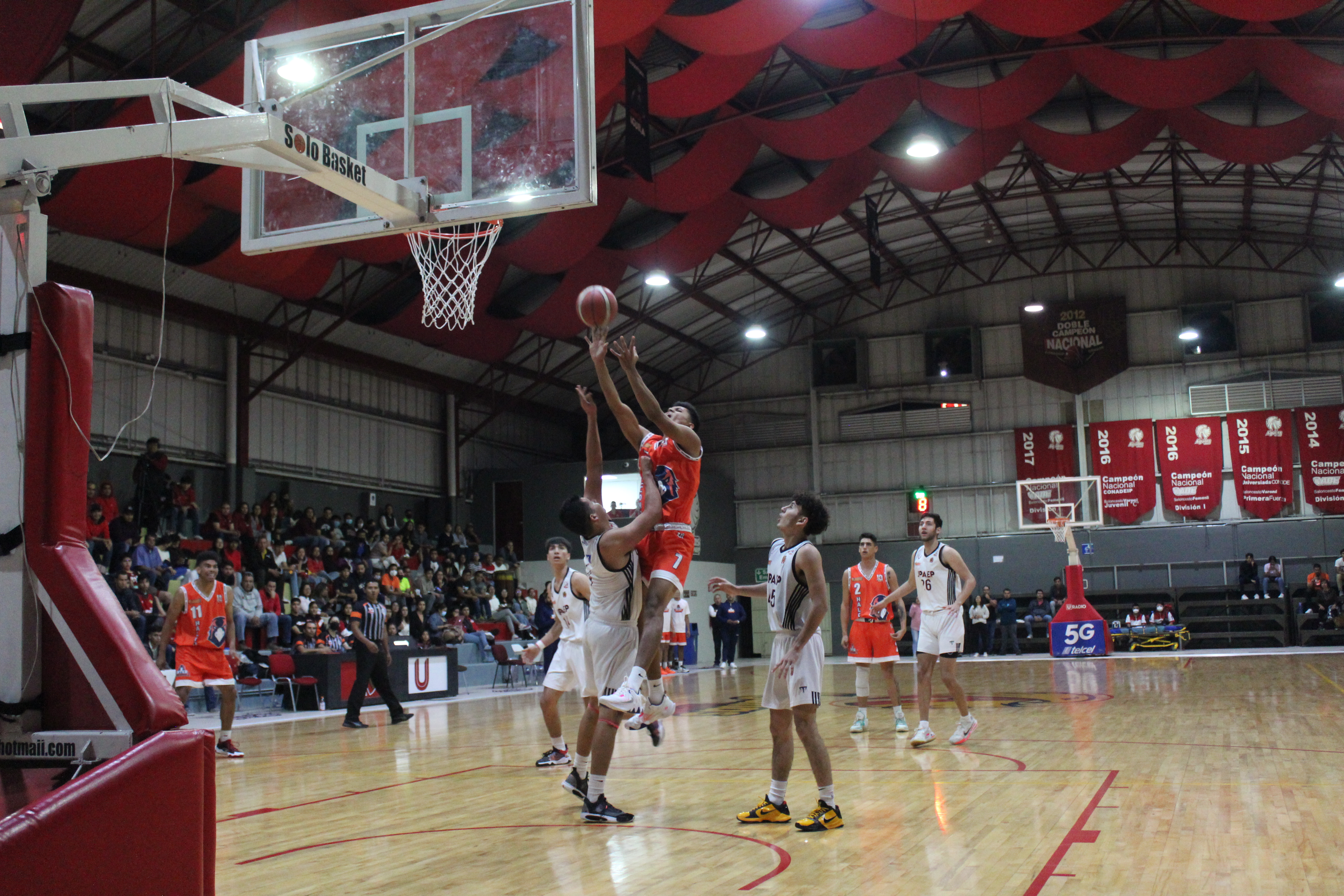 Triunfan Halcones Inter en su visita a UPAEP