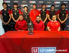 UPAEP reconoce a su equipo campeón de baloncesto juvenil