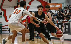 Borregos Puebla silencia el Moe Williams con dramática remontada