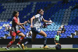 Puebla Femenil sigue enrachada y derrota en casa a Necaxa