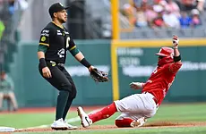 Pericos perdió otra cerrada batalla con Diablos Rojos