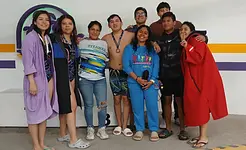 Exitoso evento en Aquadome de relevos con aletas