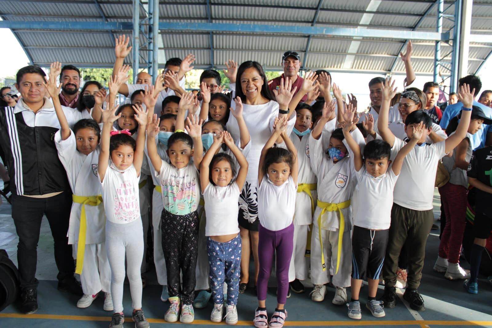 Benefician a más de 300 niños con apoyos a proyectos deportivos en Atlixco