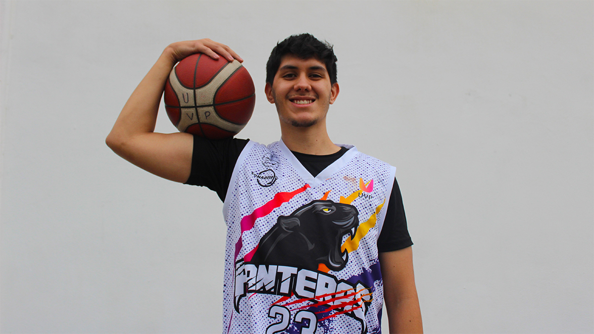 “Quiero dejar mi mejor versión en la cancha”: Dylan Ramírez llega a las Panteras UVP