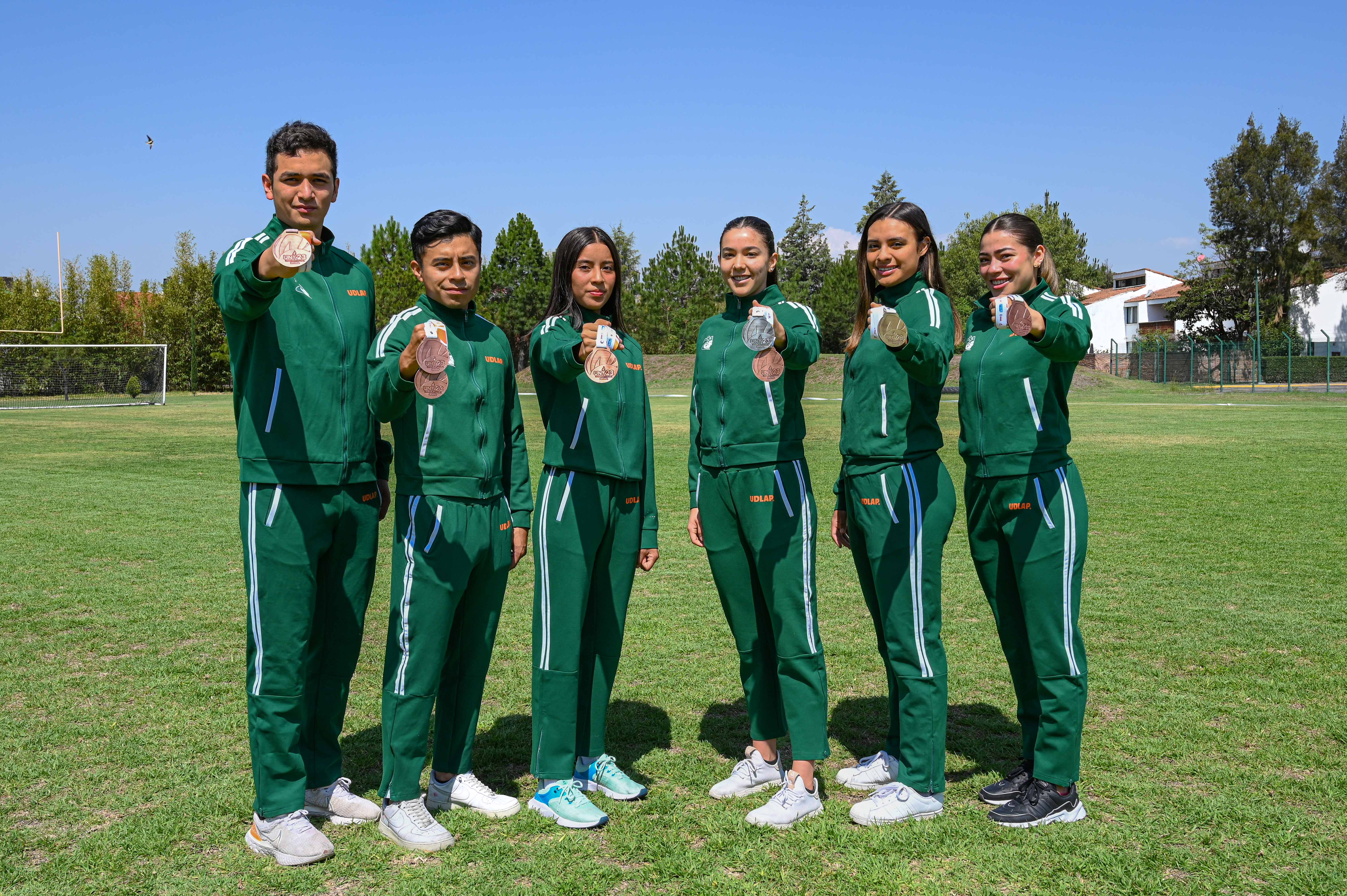 Aztecas TKD logra 7 medallas y boleto a Universiada Mundial