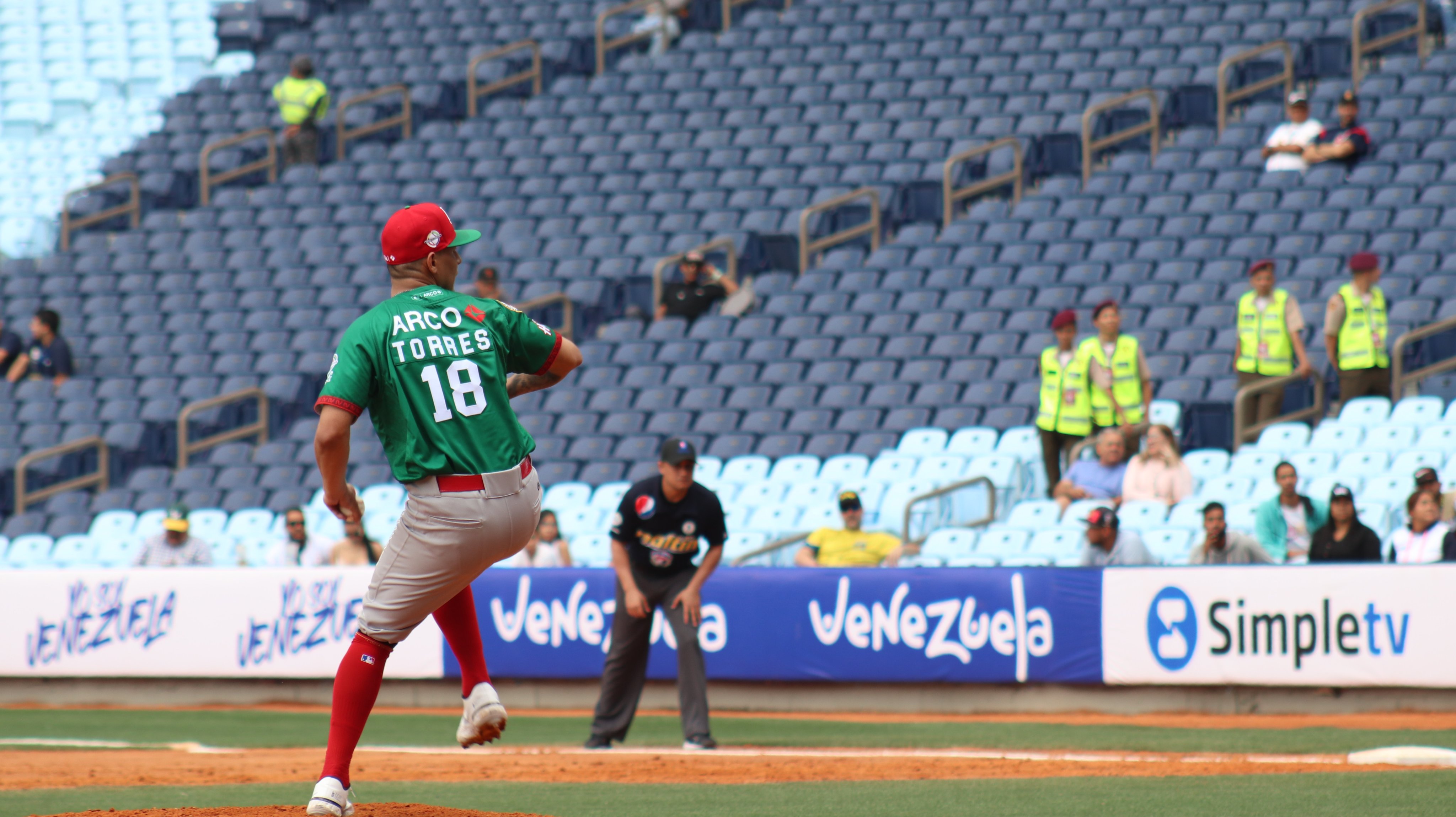 México suma su primera victoria en la Serie del Caribe