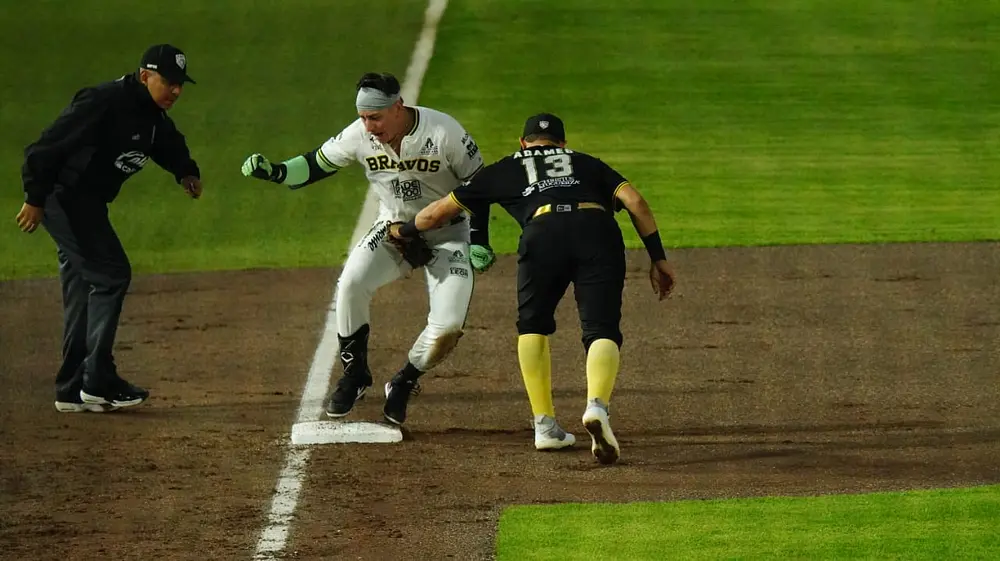 Bravos aseguró serie ante unos Pericos sin reacción