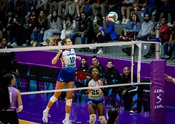 Guerreras de Puebla debutan en LVP con digna derrota ante Tapatías