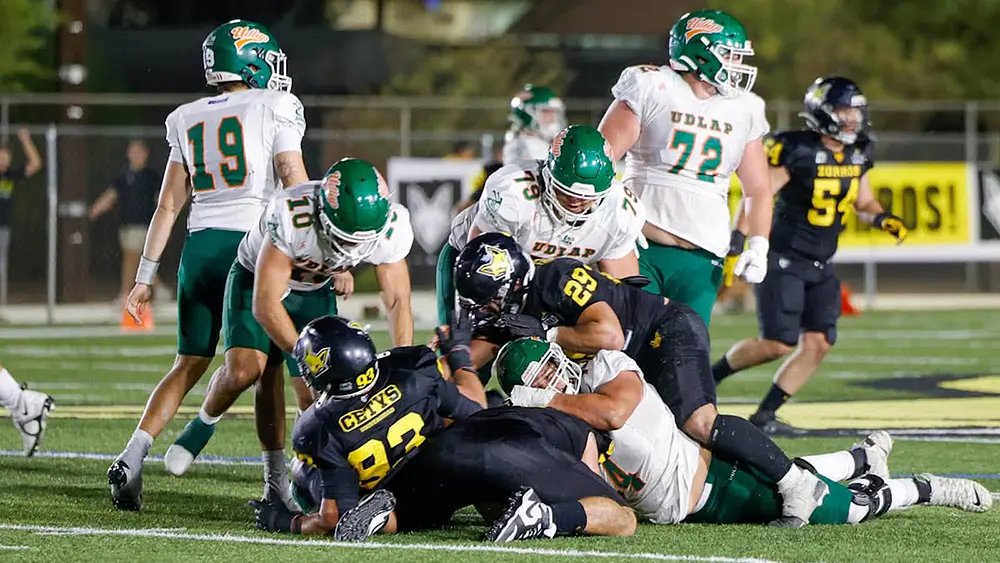 Aztecas UDLAP debuta con triunfo en los 14 Grandes de ONEFA