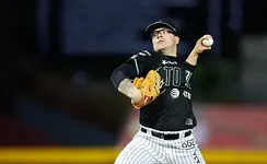 Pericos de Puebla incorporan a Faustino Carrera